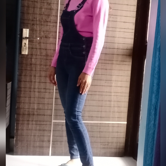 Denim - Dungaree Jeans Denim Size 28 -30